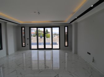 DİDİM EFELER MAHALLESİ SATILIK SIFIR 3+1 HAVUZLU MÜSTAKİL VİLLA 300 MT ARSA ÜZERİN DE AYRI MUTFAK