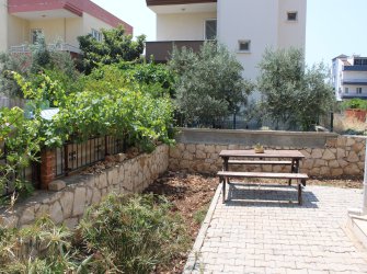 AYDIN DİDİM  CUMHURİYET     MAHALLESİ   3+1   MÜSTAKİL  MERKEZİ KONUM DA 